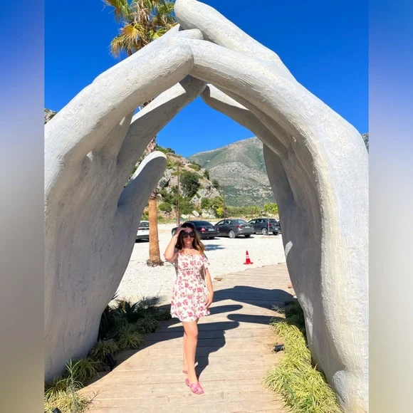 🎊LIVE SHARE SHOW 🎊 Like this Listing to be
Notified When I Go Live!🤫🎤🤩🌸🌸 - Picture 7 of 8